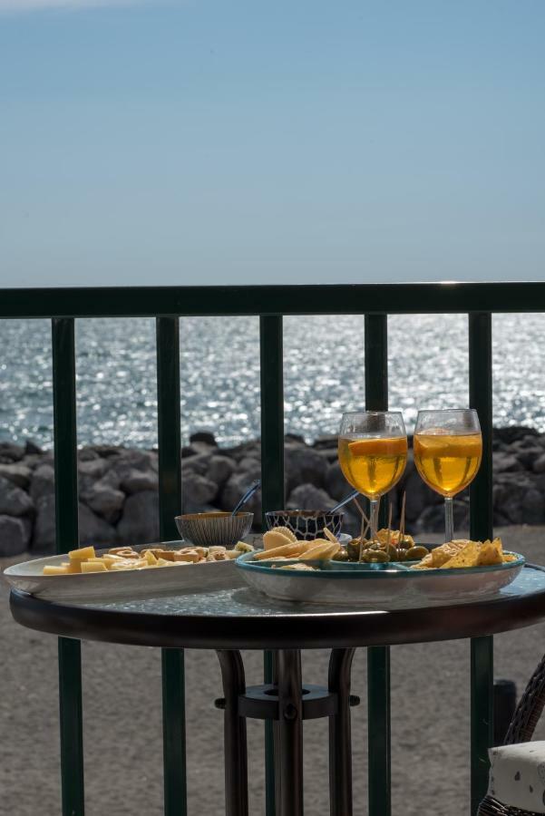 Dulce Mare Apartamento Salerno Exterior foto